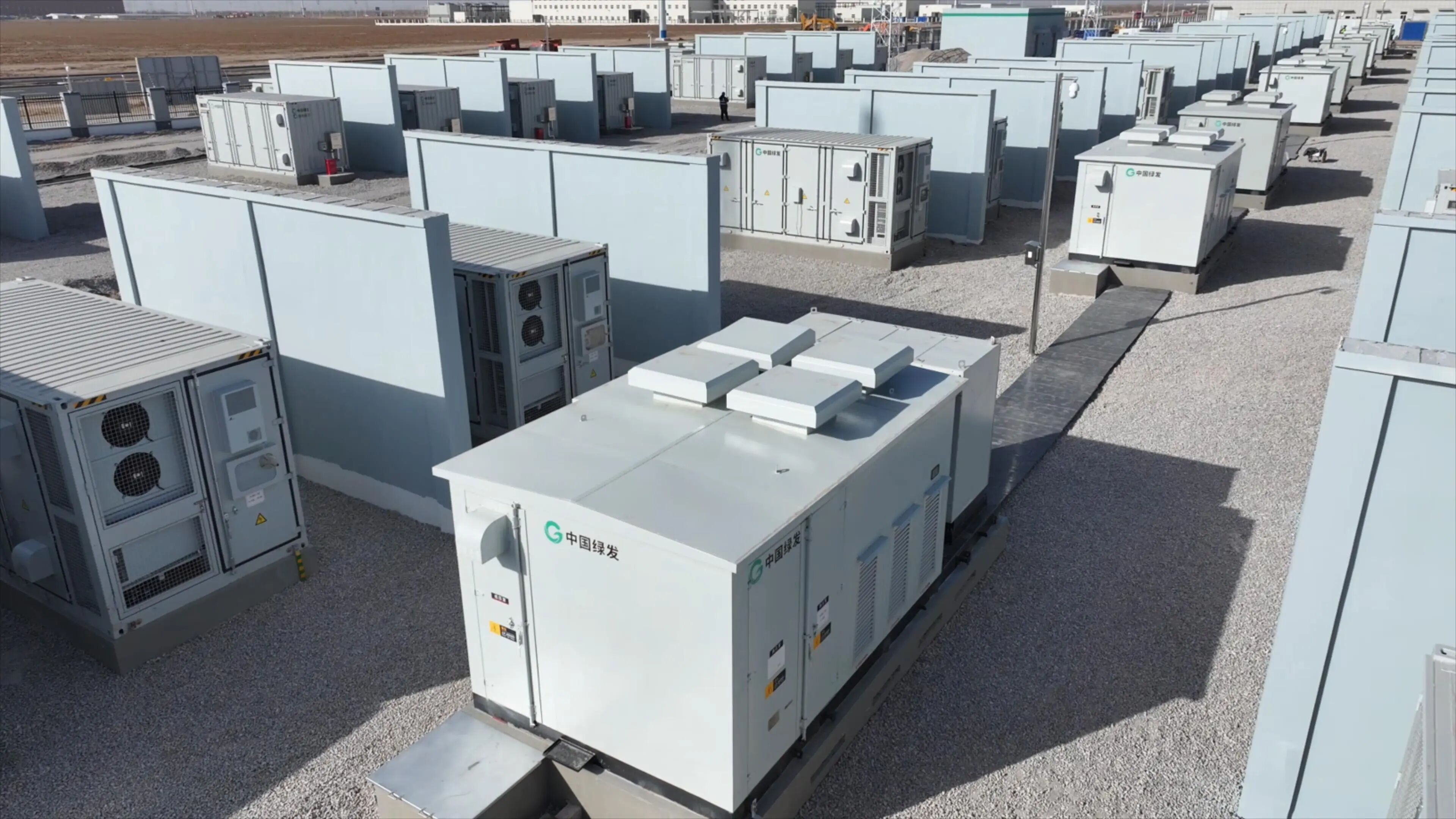 1764754353866220.jpg 1764754353866220.jpg